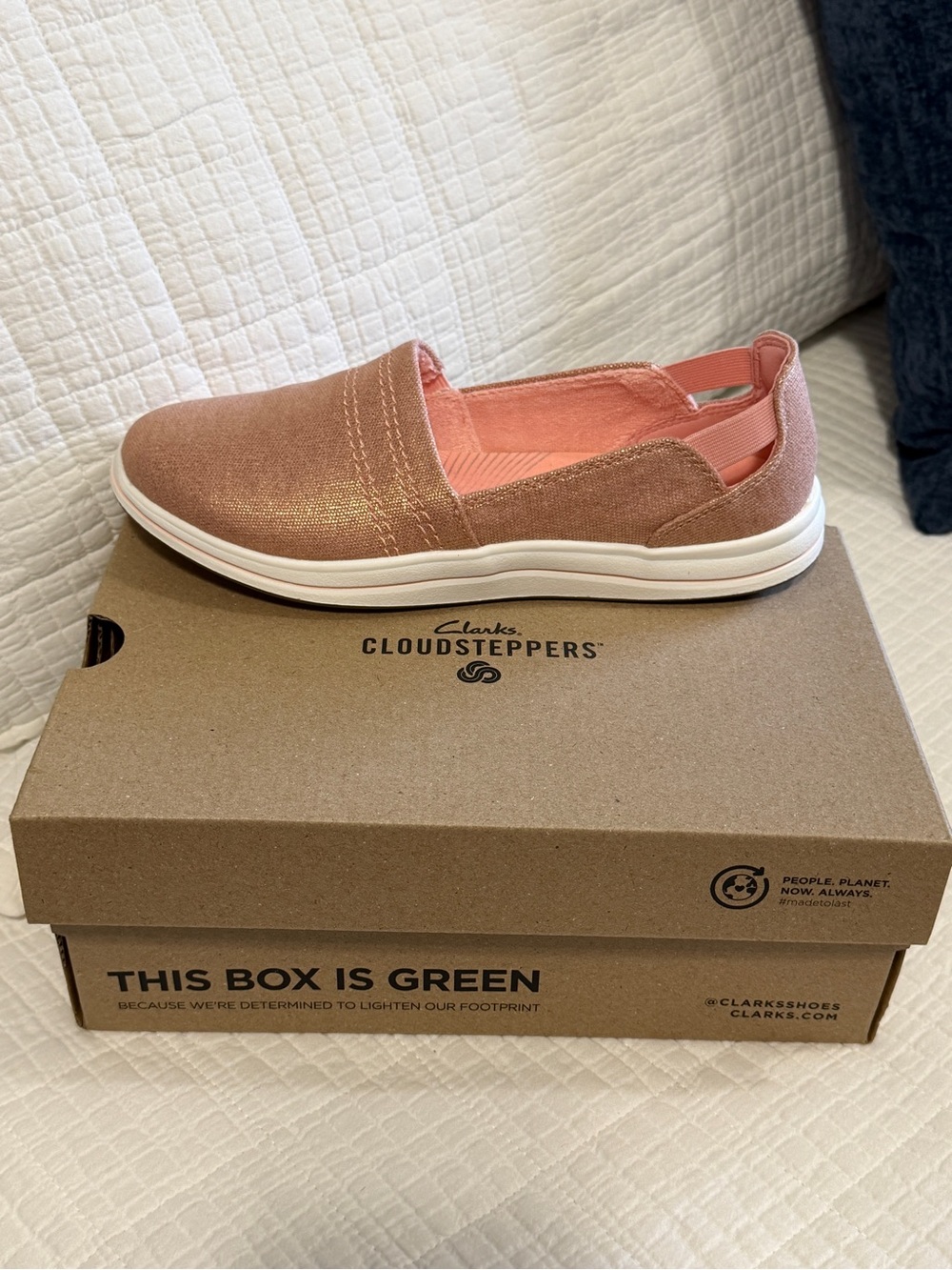 Clarks Women's Slip-On Flats in Rose Pink Metallic